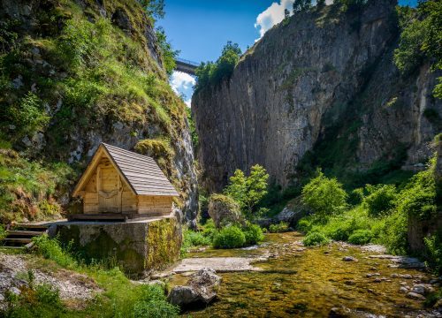 Nevidio Canyon Expedition – Conquer the Unseen Canyon